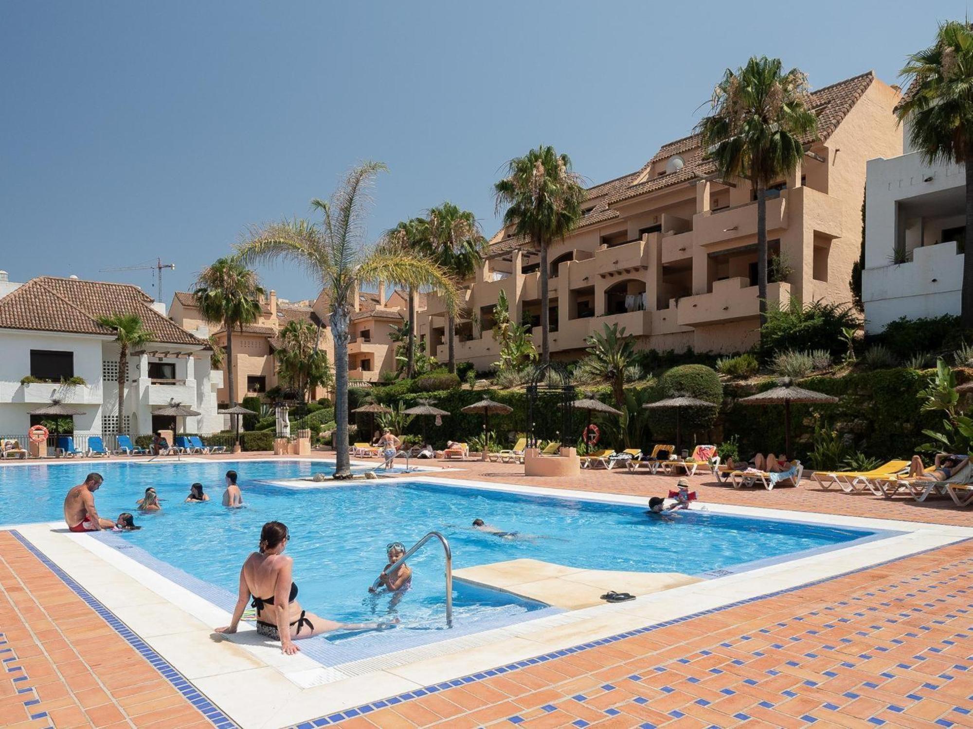 Duquesa Village Property Manilva Eksteriør bilde